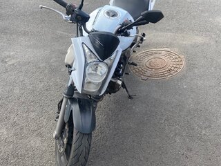2009 Kawasaki ER-6N, белый, 300000 рублей, вид 2