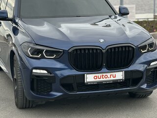 2018 BMW X5 50i IV (G05/G18), синий, 5900000 рублей, вид 4