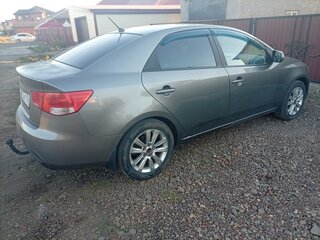 2011 Kia Cerato 6-speed II, серый, 650000 рублей, вид 2