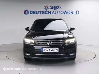 2020 Volkswagen Tiguan II, чёрный, 1980000 рублей, вид 2