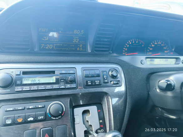 2002 Honda Avancier I Рестайлинг, серебристый, 470000 рублей - вид 8