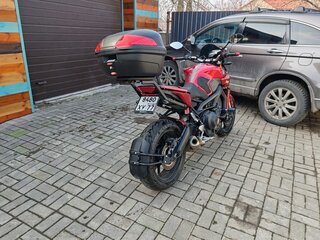 2016 Yamaha MT-09 (FZ-09), красный, 600000 рублей, вид 4
