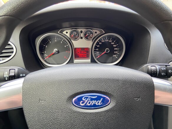 2008 Ford Focus II Рестайлинг, серебристый - вид 10