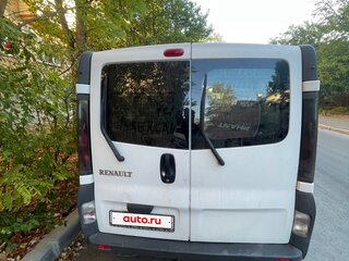 2003 Renault Trafic II, белый, 950000 рублей, вид 2