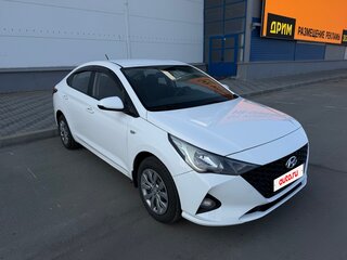 2021 Hyundai Solaris II Рестайлинг, белый, 999000 рублей, вид 2