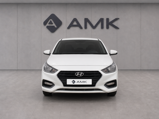 2018 Hyundai Solaris II, белый, 896373 рублей, вид 3