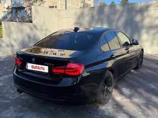2016 BMW 3 серии 320d xDrive VI (F3x) Рестайлинг, чёрный, 1900000 рублей, вид 3