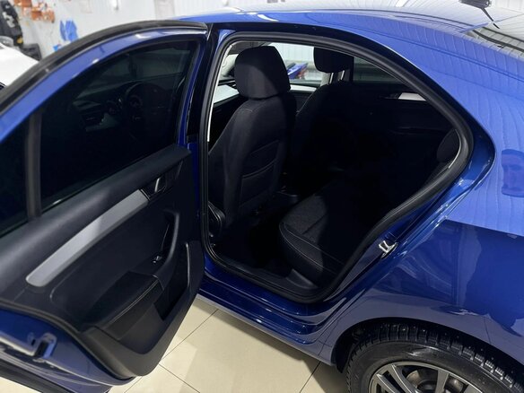 2021 Skoda Rapid II, синий, 1790000 рублей - вид 26