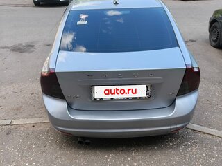 2011 Volvo S40 II Рестайлинг, серебристый, 690000 рублей, вид 3
