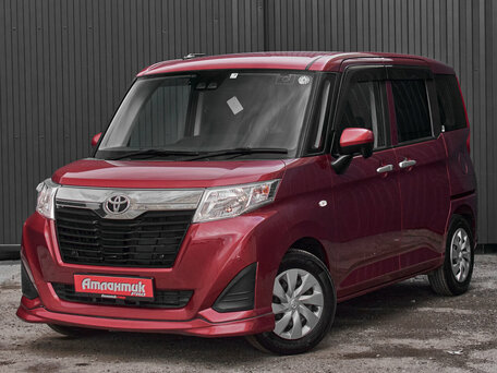 Toyota Roomy I