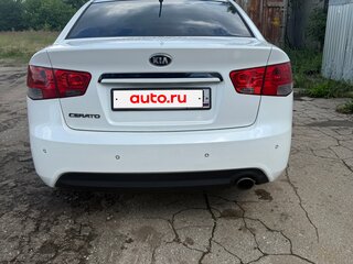 2011 Kia Cerato 6-speed II, белый, 1200000 рублей, вид 5