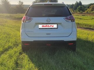 2017 Nissan X-Trail III, белый, 2100000 рублей, вид 3