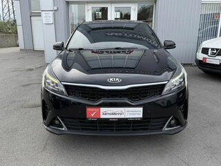 2021 Kia Rio IV Рестайлинг, чёрный, 1695000 рублей, вид 4
