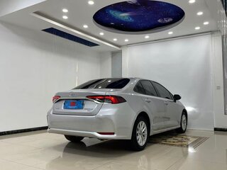 2022 Toyota Corolla XII (E210), серебристый, 1446000 рублей, вид 4