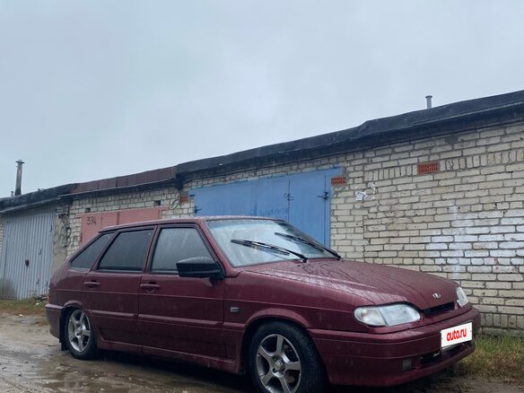 2005 Lada (ВАЗ) 2114, красный, 199000 рублей