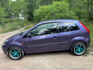 2007 Ford Fiesta Mk5, фиолетовый, 333333 рублей, вид 4