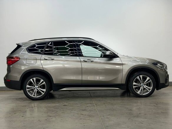 2019 BMW X1 16d sDrive II (F48), серый, 2290000 рублей - вид 3