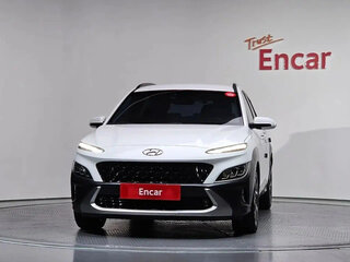 2022 Hyundai Kona I Рестайлинг, белый, 1710000 рублей, вид 2