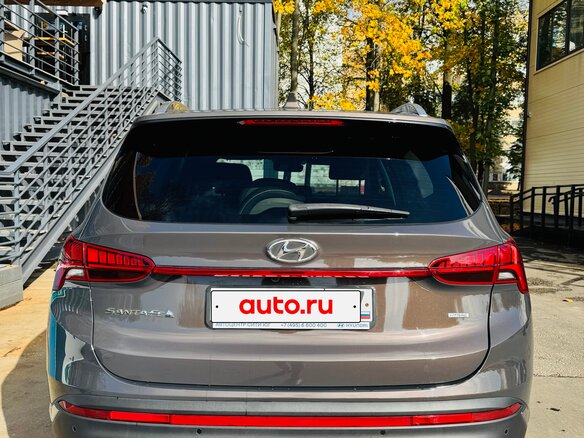 2021 Hyundai Santa Fe IV Рестайлинг, коричневый, 3950000 рублей - вид 5