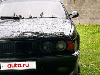 1992 BMW 5 серии 520i III (E34), зелёный, 700000 рублей, вид 2