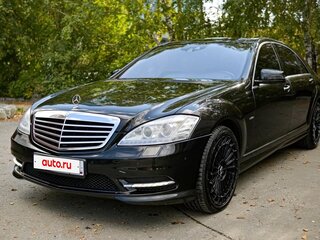 2011 Mercedes-Benz S-Класс 500 Long V (W221) Рестайлинг, чёрный, 1950000 рублей, вид 2