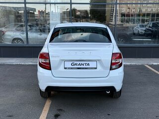 2026 Lada (ВАЗ) Granta I Рестайлинг, белый, 1068000 рублей, вид 4