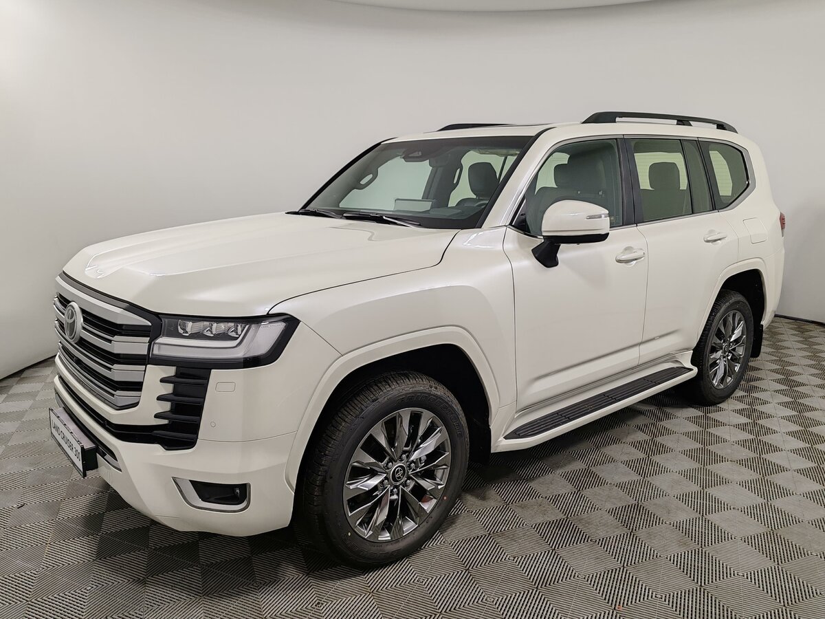 Открыть фотографии: Toyota Land Cruiser 300 Series
