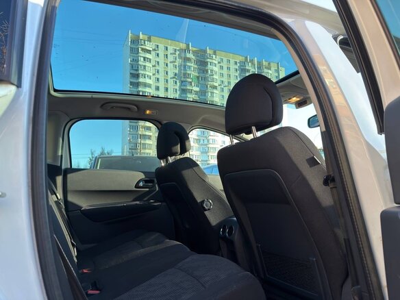 2011 Peugeot 3008 I, белый, 480000 рублей - вид 19