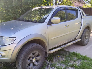 2012 Mitsubishi L200 IV, серебристый, 990000 рублей, вид 3