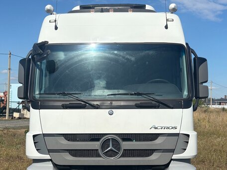 2011 Mercedes-Benz Actros, белый, 8200000 рублей, вид 1