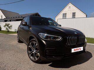 2022 BMW X5 30d IV (G05/G18), чёрный, 7900000 рублей, вид 2
