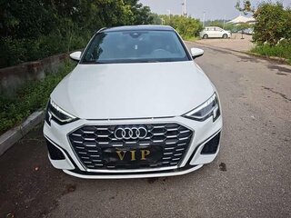 2023 Audi A3 35 TFSI Long IV (8Y), белый, 1550000 рублей, вид 2