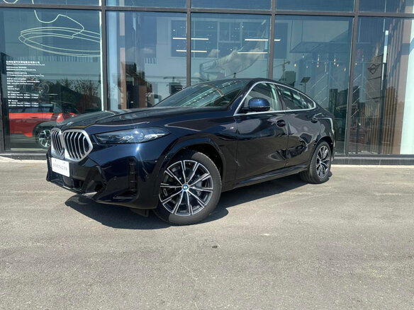 2026 BMW X6 30i III (G06) Рестайлинг, чёрный, 10763725 рублей