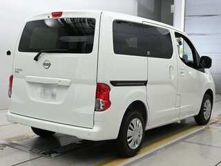 2022 Nissan NV200, белый, 1300000 рублей, вид 2