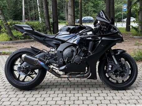 2020 Yamaha YZF-R1, чёрный, 1700000 рублей, вид 2