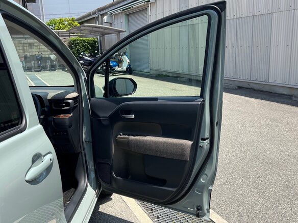 2023 Toyota Sienta III, зелёный - вид 14
