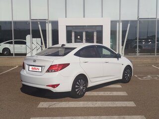 2016 Hyundai Solaris I Рестайлинг, белый, 750000 рублей, вид 4