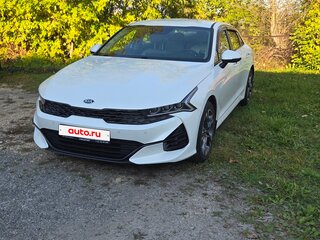 2021 Kia K5 III, белый, 2350000 рублей, вид 1