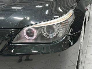 2008 BMW 5 серии 525i V (E60/E61) Рестайлинг, чёрный, 1367000 рублей, вид 4