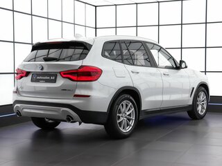 2021 BMW X3 20d xDrive III (G01), белый, 4250000 рублей, вид 4