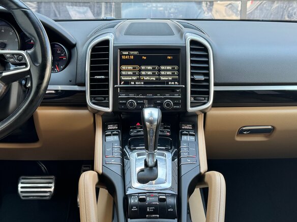 2015 Porsche Cayenne S II Рестайлинг (958), чёрный, 3790000 рублей - вид 12