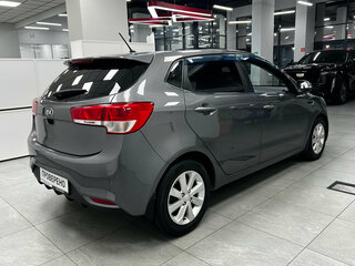 2015 Kia Rio III Рестайлинг, серый, 715000 рублей, вид 4