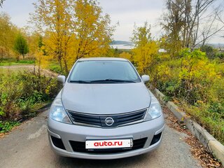 2013 Nissan Tiida I Рестайлинг, серый, 690000 рублей, вид 3