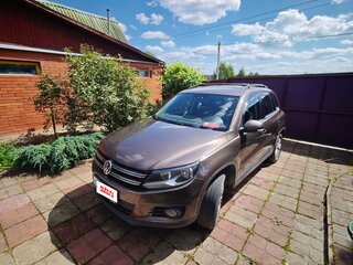 2015 Volkswagen Tiguan I Рестайлинг, коричневый, 1450000 рублей, вид 2