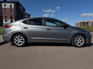 2017 Hyundai Elantra VI (AD), серый, 1095000 рублей, вид 3