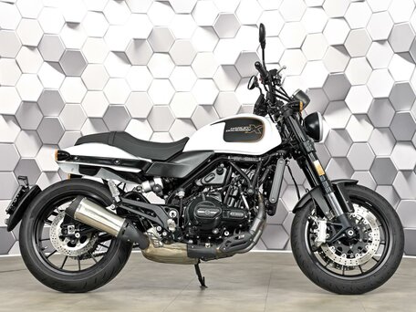 2023 Harley-Davidson X500, серебристый, 627000 рублей, вид 3
