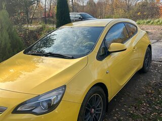 2014 Opel Astra GTC J Рестайлинг, жёлтый, 930000 рублей, вид 2