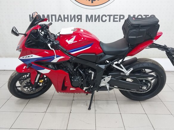 2025 Honda CBR 650R, красный, 1250000 рублей - вид 1
