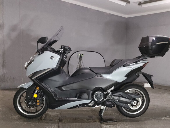 2025 Yamaha TMAX, серый, 1350000 рублей - вид 1