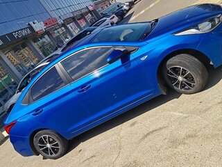 2018 Hyundai Solaris II, синий, 1250000 рублей, вид 3